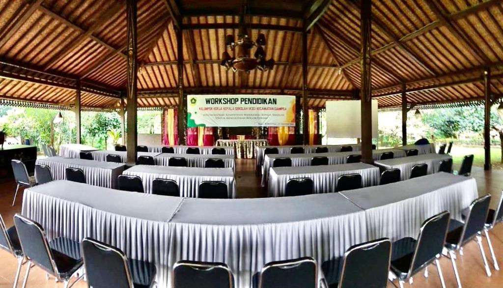 Kampoeng Wisata Rumah Joglo photo 4