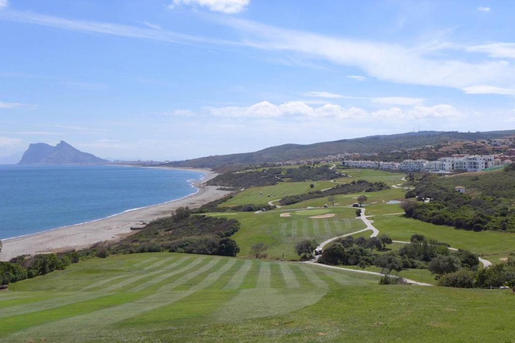 Quiet Family Apartment, 4 Pools, Close To The Beach And Golf, La Marina Alcaidesa photo 1