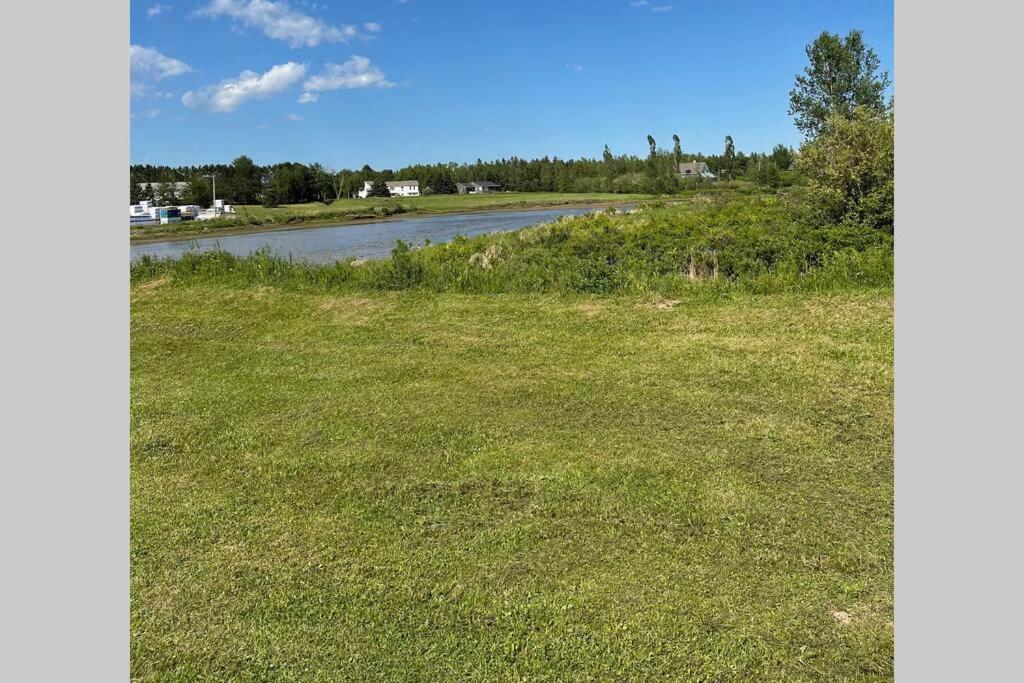 Beautiful 2 Bedroom Apartment in Shediac Bridge photo 4
