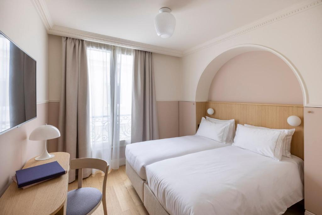 Семейный (Семейный двухместный номер с 1 кроватью), Hotel Agora Saint Germain