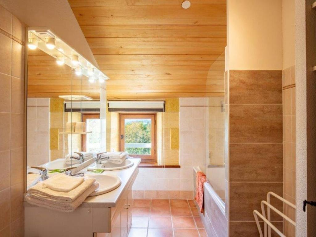 Gîte Besse, 3 pièces, 4 personnes - FR-1-616-142 photo 4