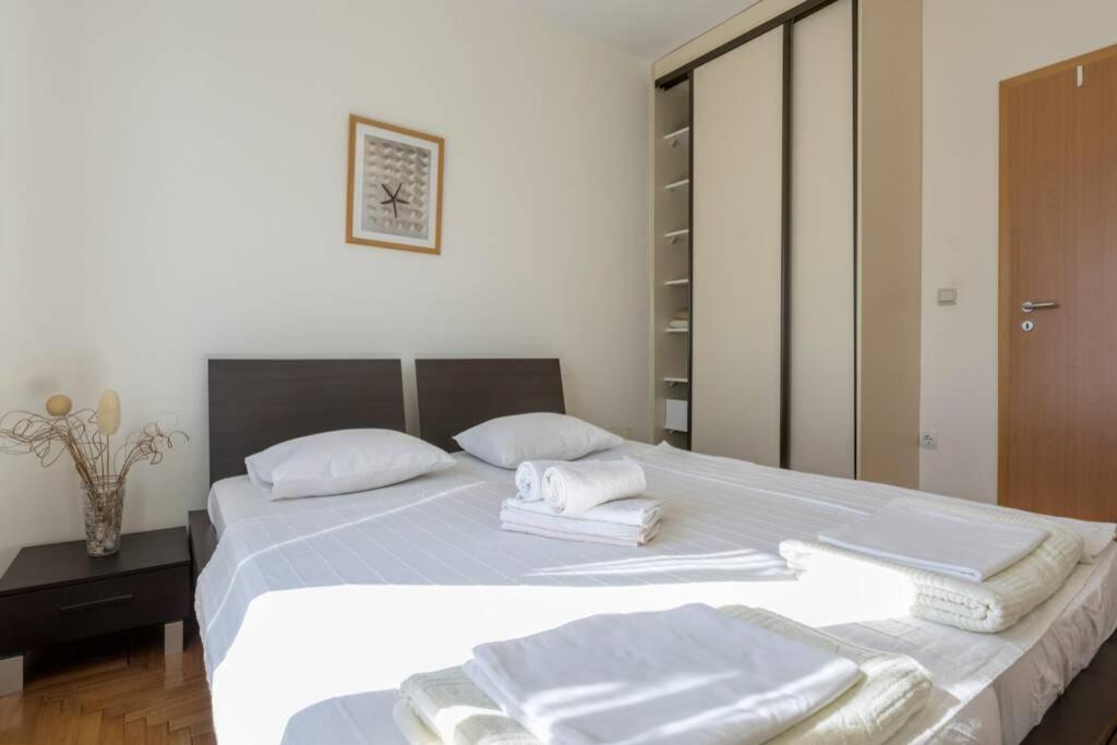 VERY NICE TWO BEDROOM APARTMENT in IVANICA near DUBROVNIK - B photo 1