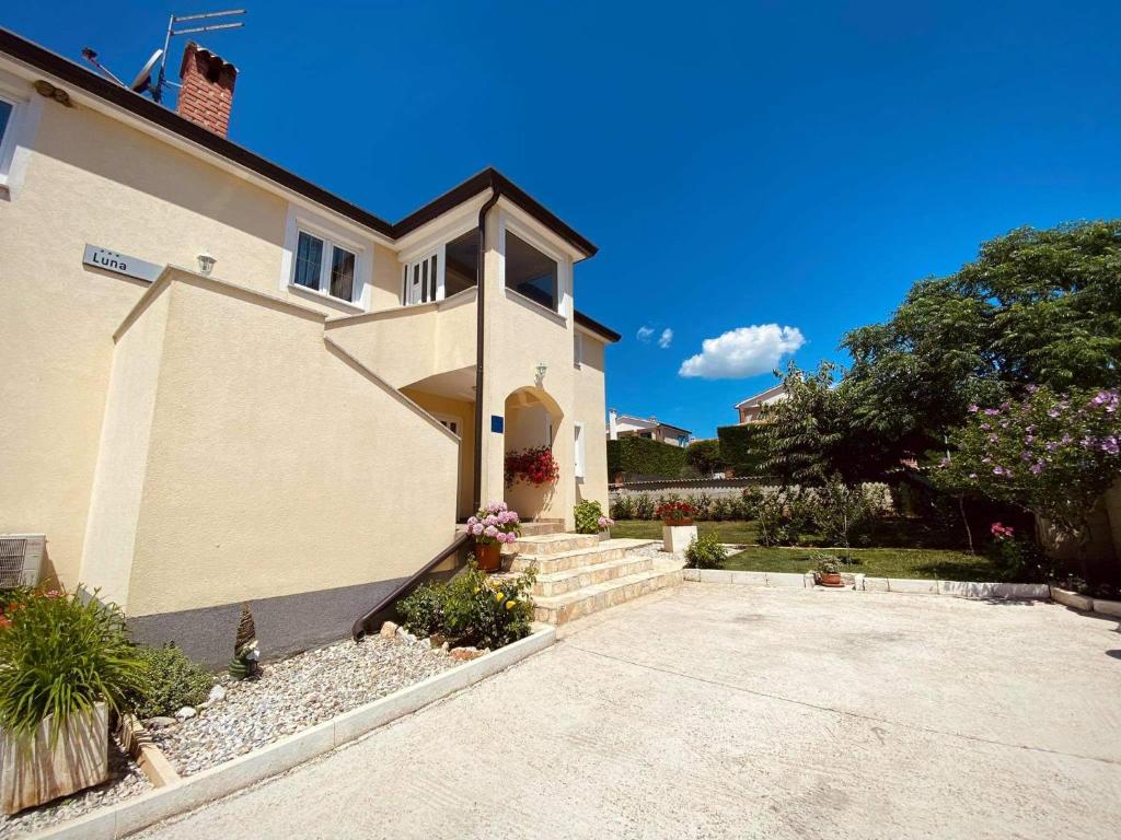 Apartman Luna photo 2