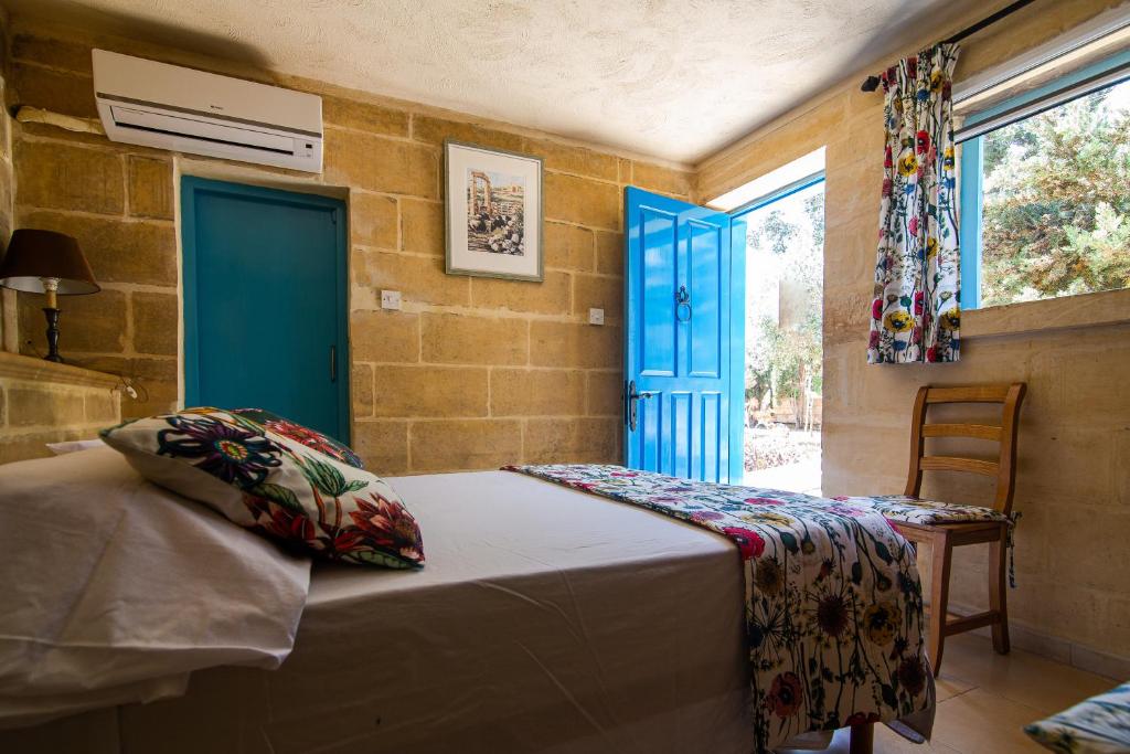 Ta' Bertu Host Family Bed & Breakfast photo 3