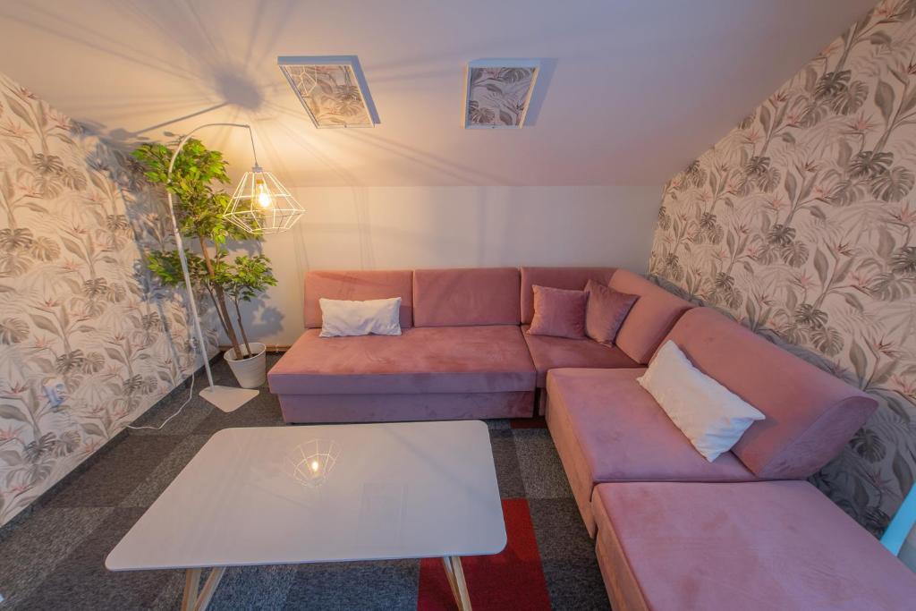 Apartmani Maximilian photo 3