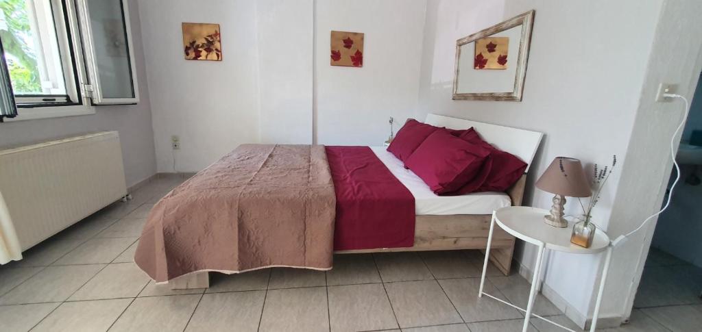 Eleni Karouti rooms for rent photo 4