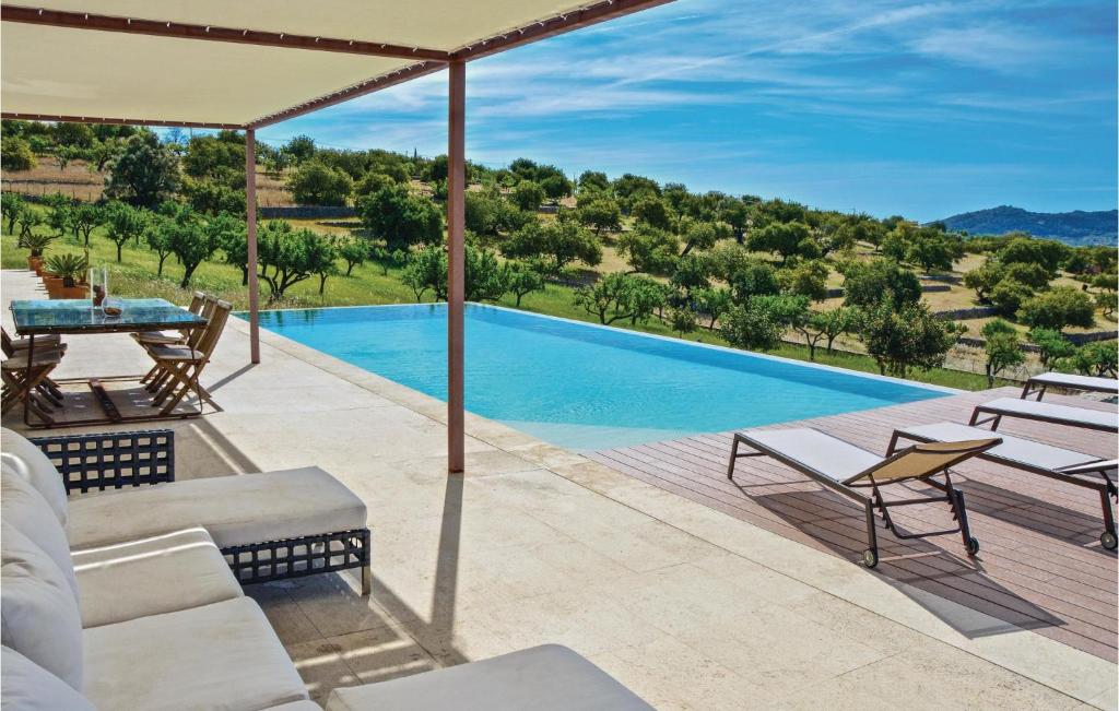 Beautiful Home In Moscari With 4 Bedrooms, Wifi And Outdoor Swimming Pool photo 2