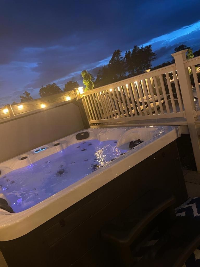 Hot Tub 9 The Fairways photo 3
