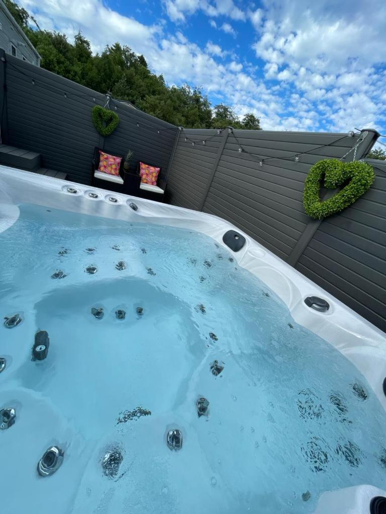 Hot Tub 9 The Fairways photo 1
