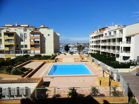 Studio Centre Port + Piscine photo 4