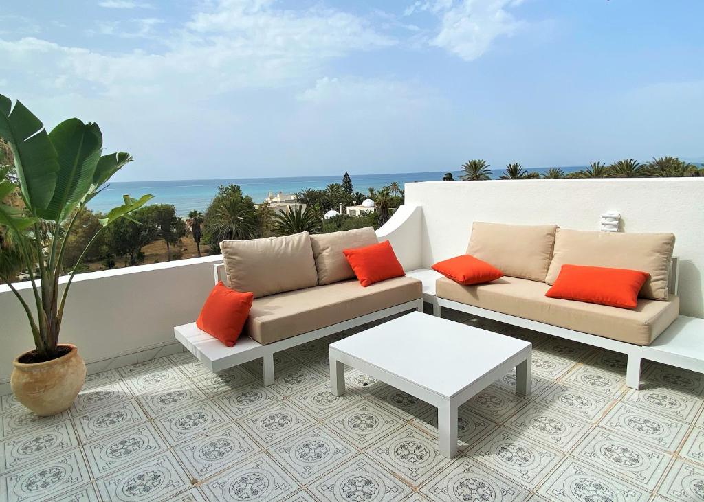 Roof Top Pied dans l'Eau Panoramic View, 80 meters from Seaside photo 2