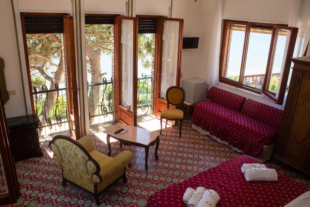 Villa Sarina photo 2