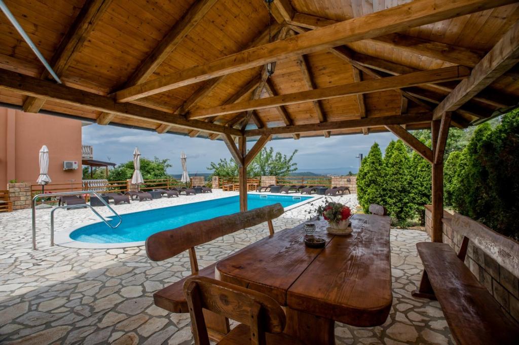 Apartment in Mundanije with Seaview, Terrace, Air condition, WIFI (3748-2) photo 3