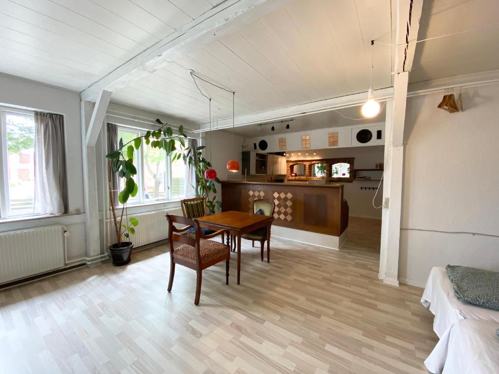 Studio Apartment in the heart of Højer photo 2