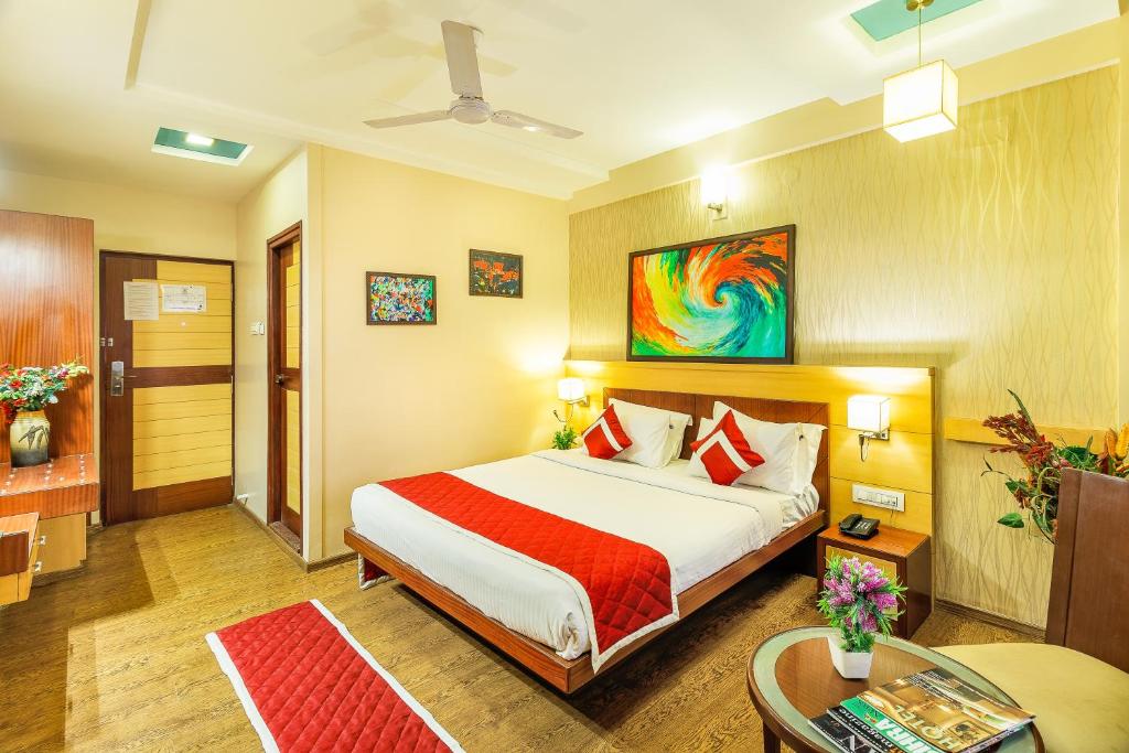 Двухместный ([Sanitized] Deluxe Double or Twin Room), Hotel Kanthi Comforts