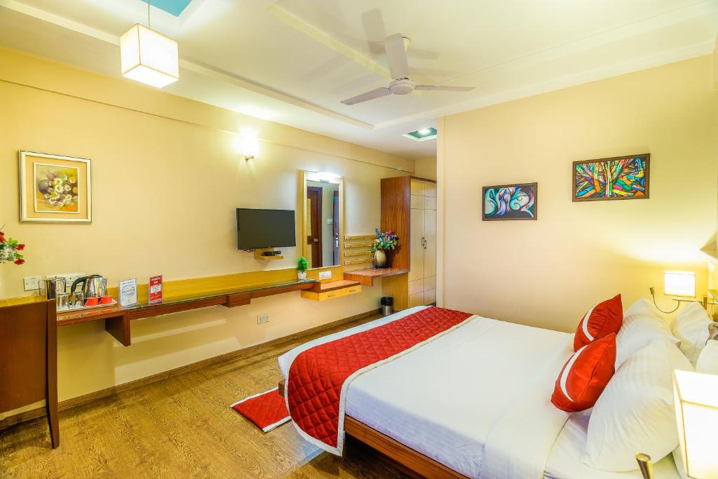 Двухместный ([Sanitized] Deluxe Double or Twin Room), Hotel Kanthi Comforts