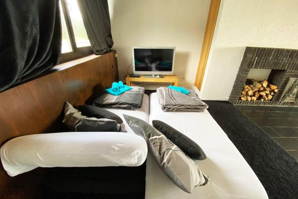 PENTHOUSE mitten im BAYERISCHEN WALD +NETFLIX +AUSSICHT = SUPER COZY photo 2