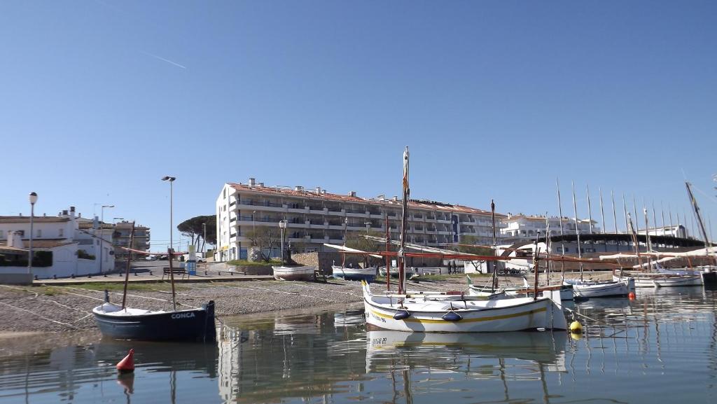 Apartaments Club Nautic L'Escala photo 2