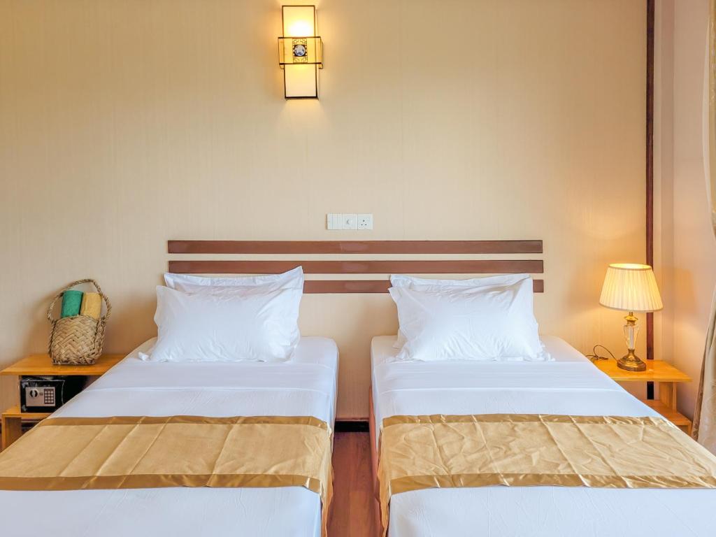 Двухместный (Двухместный номер Делюкс с 1 кроватью и балконом), Amazing View Guest House