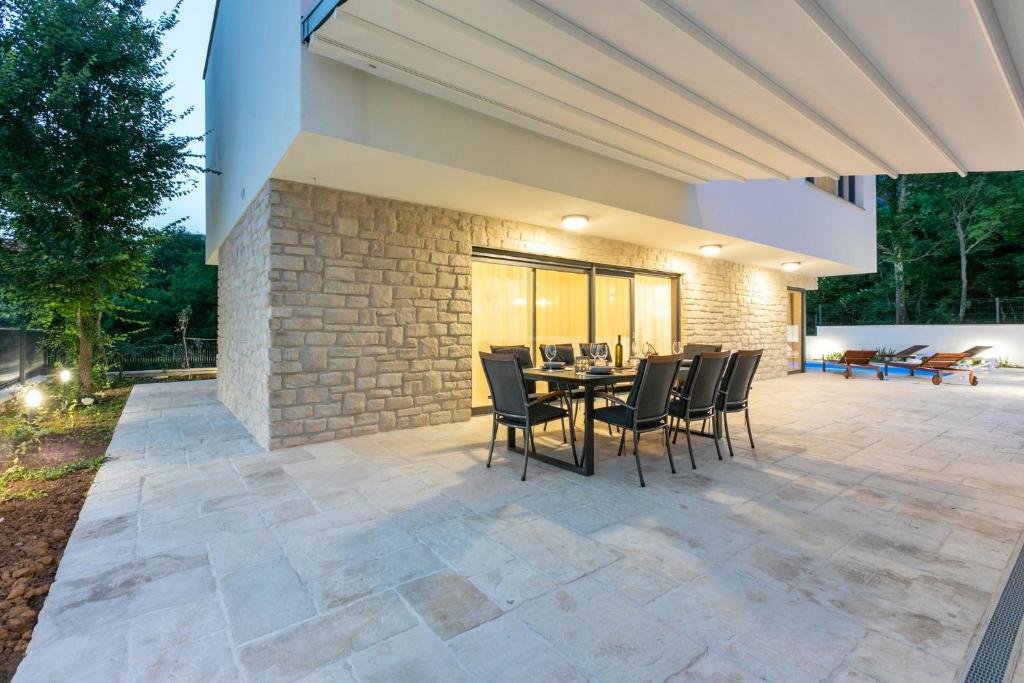 Villa Luce photo 1