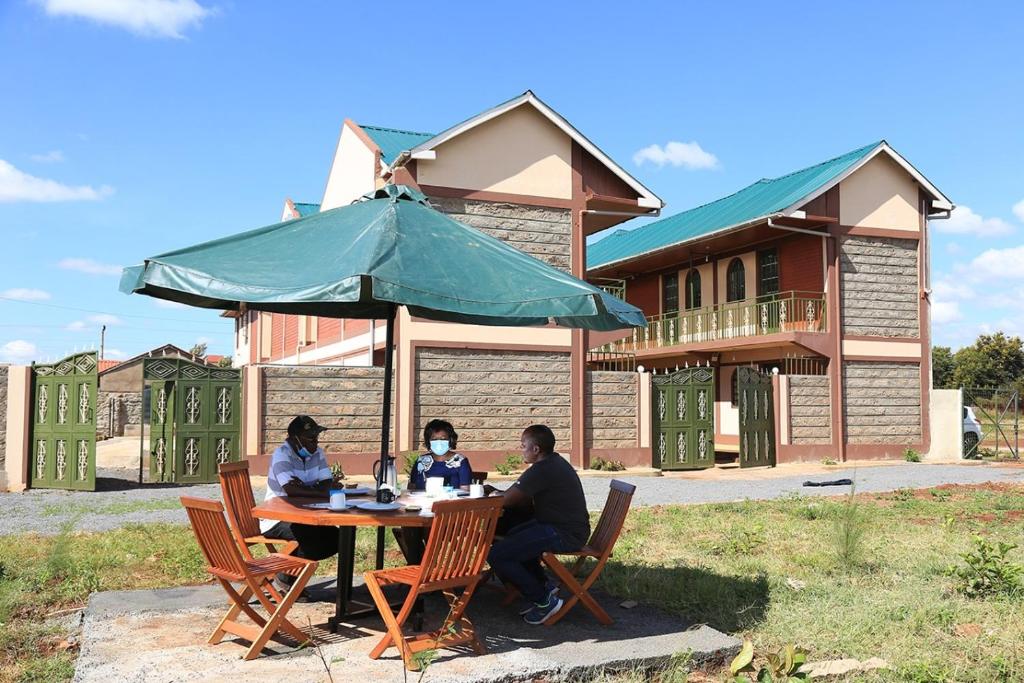 The 4 JS Bed and Breakfast Emali photo 1