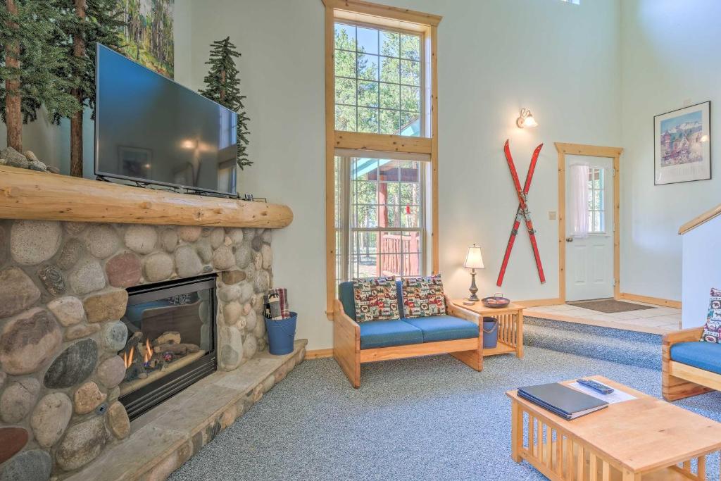 Peaceful Leadville Retreat with Covered Deck! photo 3