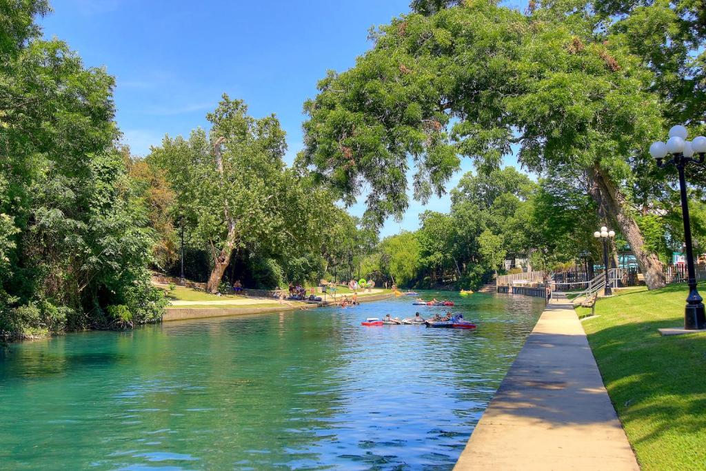Riverpalooza RRC A305 image
