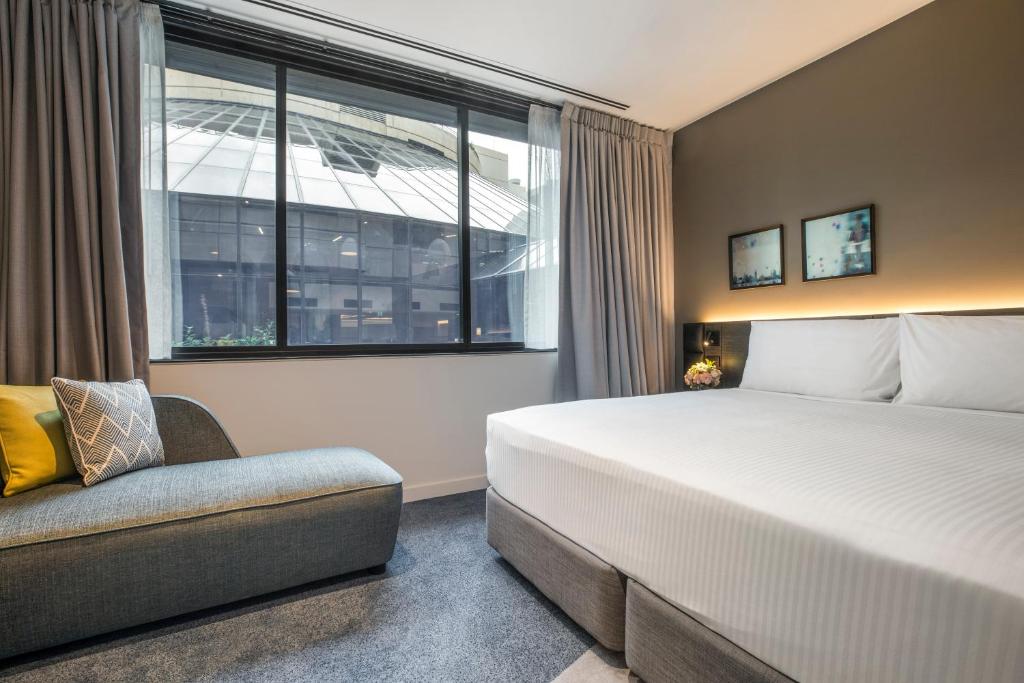 Crowne Plaza Melbourne, an IHG Hotel photo 4