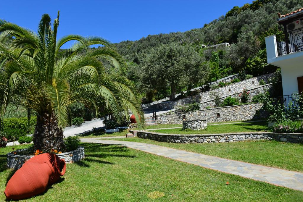 SKIATHOS-FILOKALIA photo 4