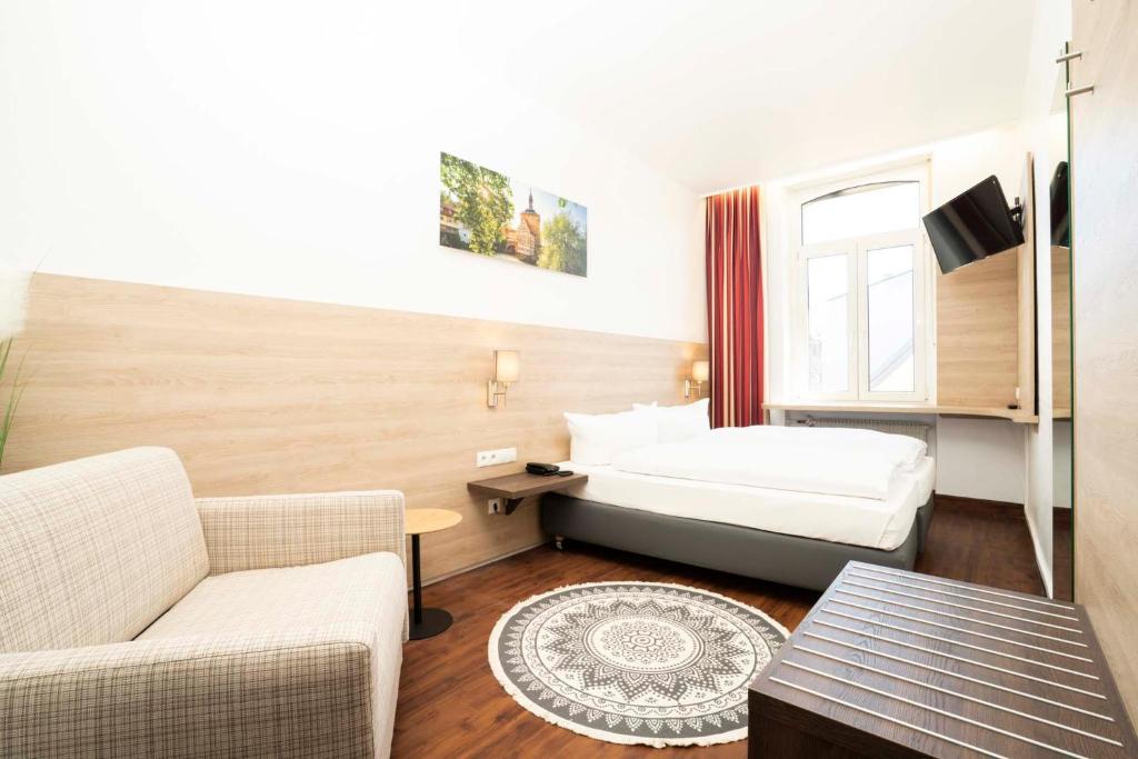 Hotel National photo 3