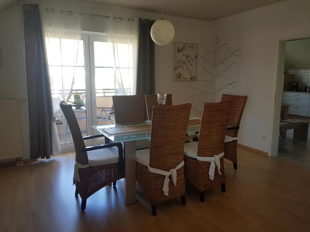 Ferienwohnung Toni mit Balkon und Garten photo 4