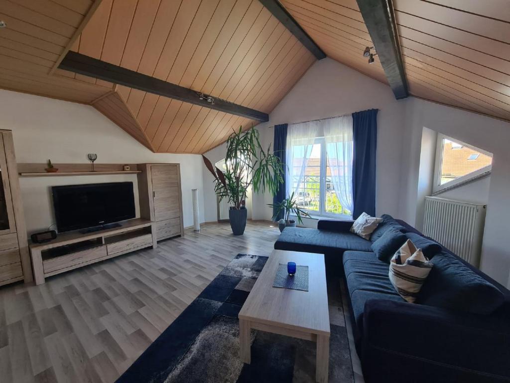 Ferienwohnung Toni mit Balkon und Garten photo 1
