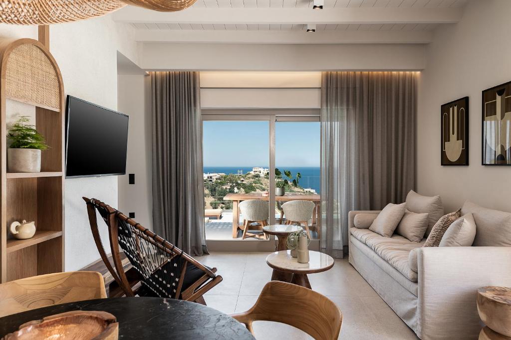 Luxurious new villa Kokomo Gaia w/ Private Pool, 400m to beach photo 3