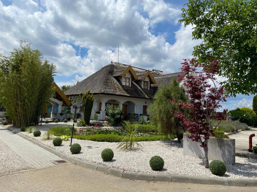Rigótanya Relax & Wellness Bükfürdő photo 1