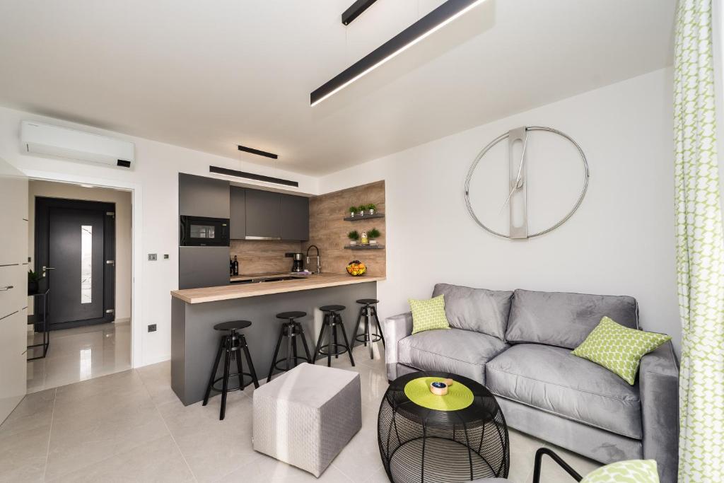 Luxury Villas Joy photo 3