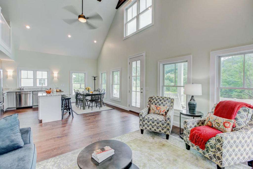 Monroe Cottage photo 1