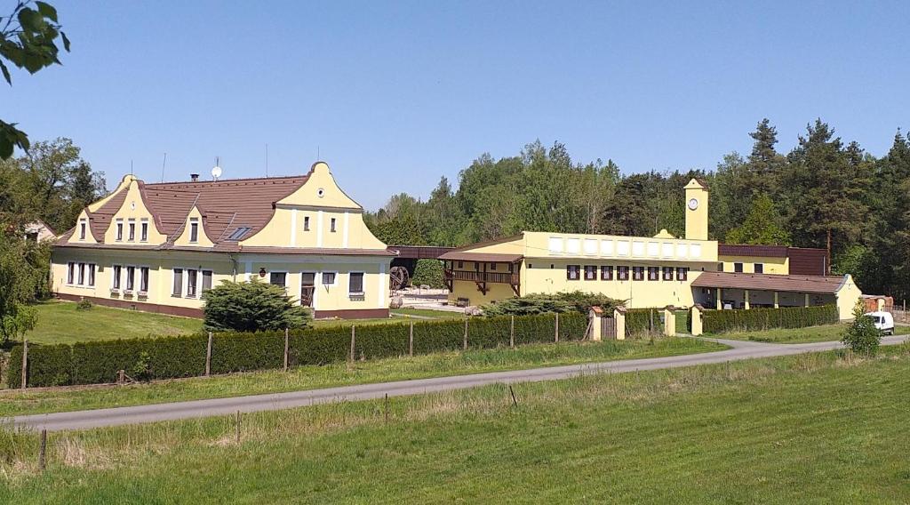 Blatský dvůr photo 4
