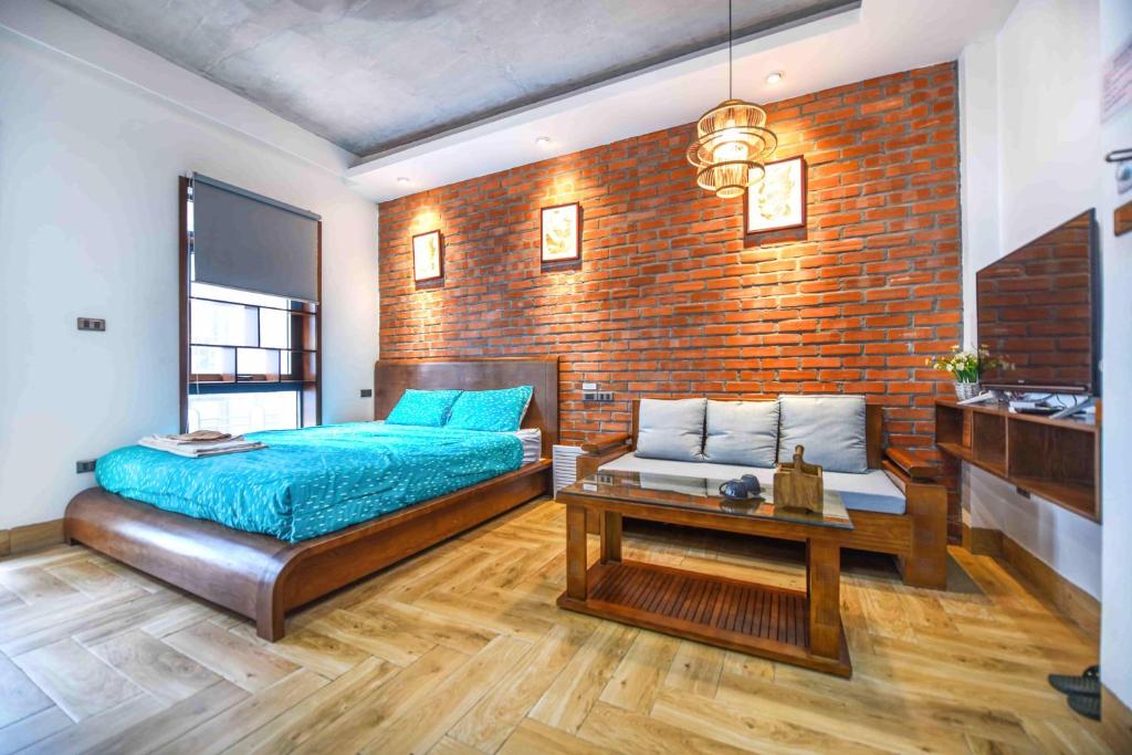 Ty House Apartment managed by Lily Home