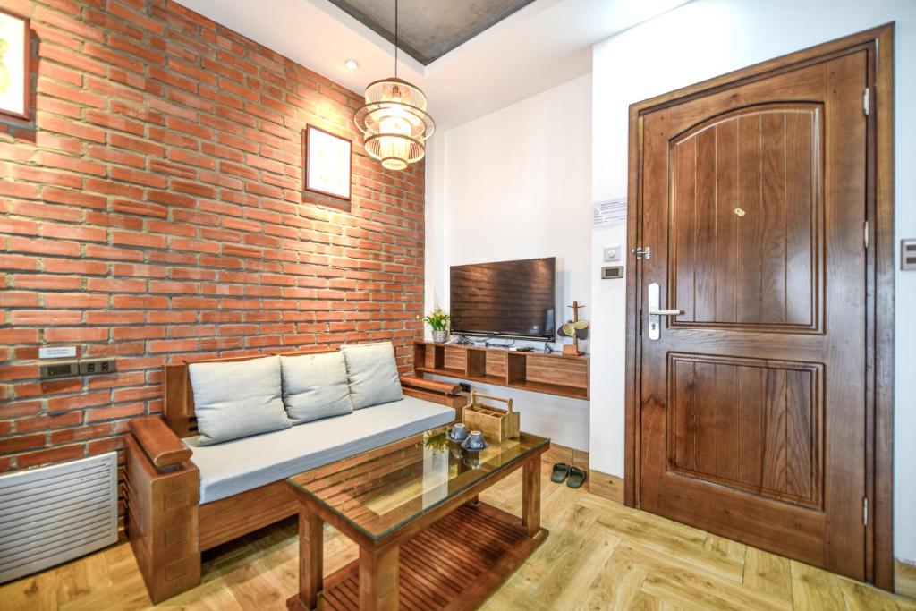Ty House Apartment managed by Lily Home