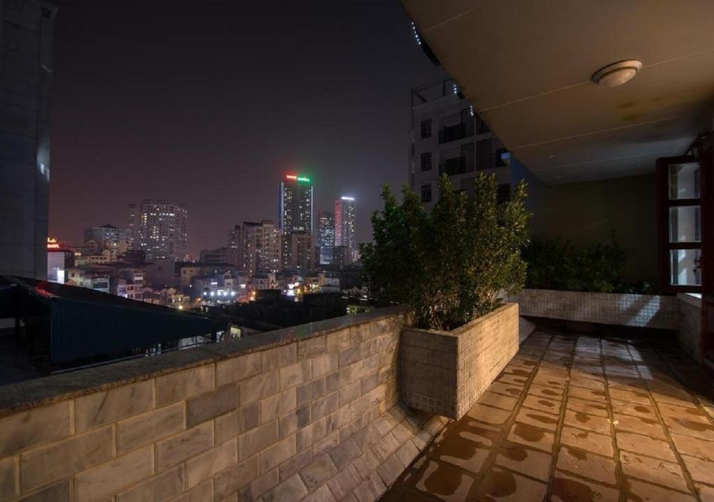 RedDoorz near Dai Hoc Su Pham