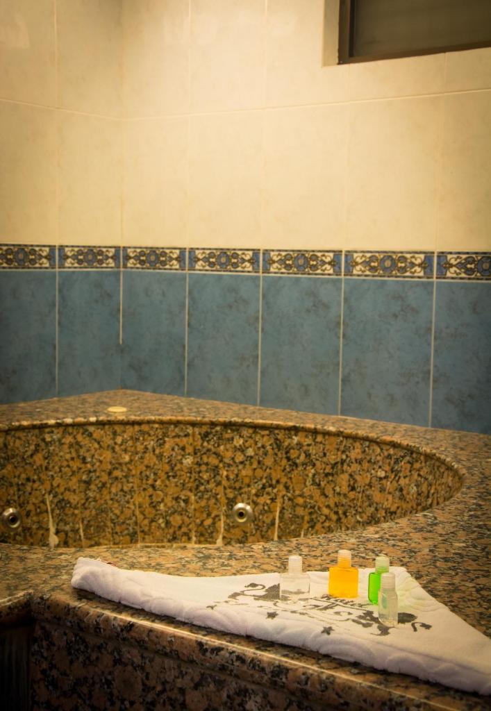 Двухместный (Двухместный номер Делюкс с 1 кроватью и ванной), Hotel El Senador