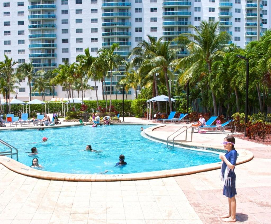 Beautiful Garden View Ocean Reserve 1 Br Condo 1 Bedroom Condo by Redawning image