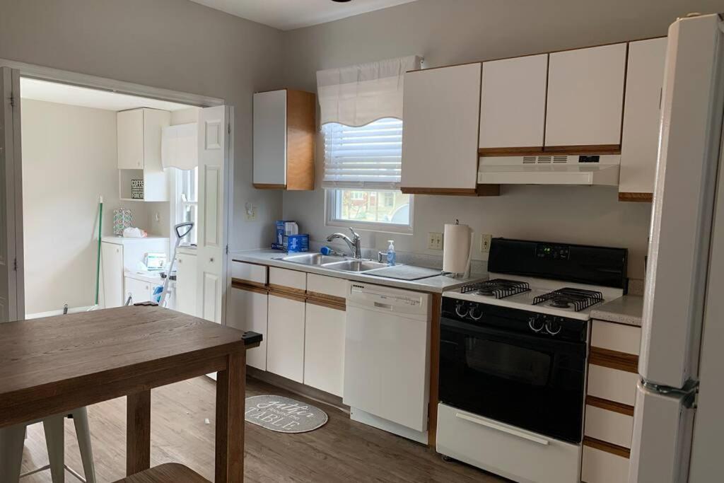 Hyde Park Getaway - Close to Square & Downtown! photo 4