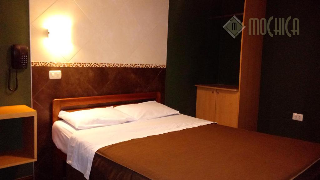 Hostal Residencial Mochica photo 2