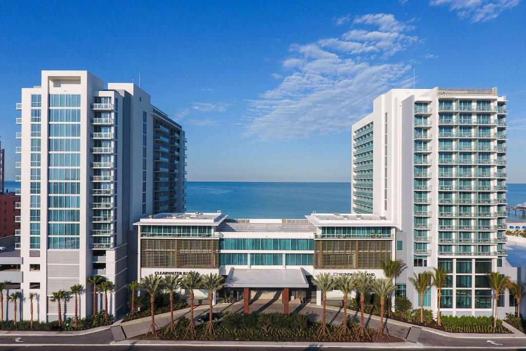 Wyndham Grand Clearwater Beach image