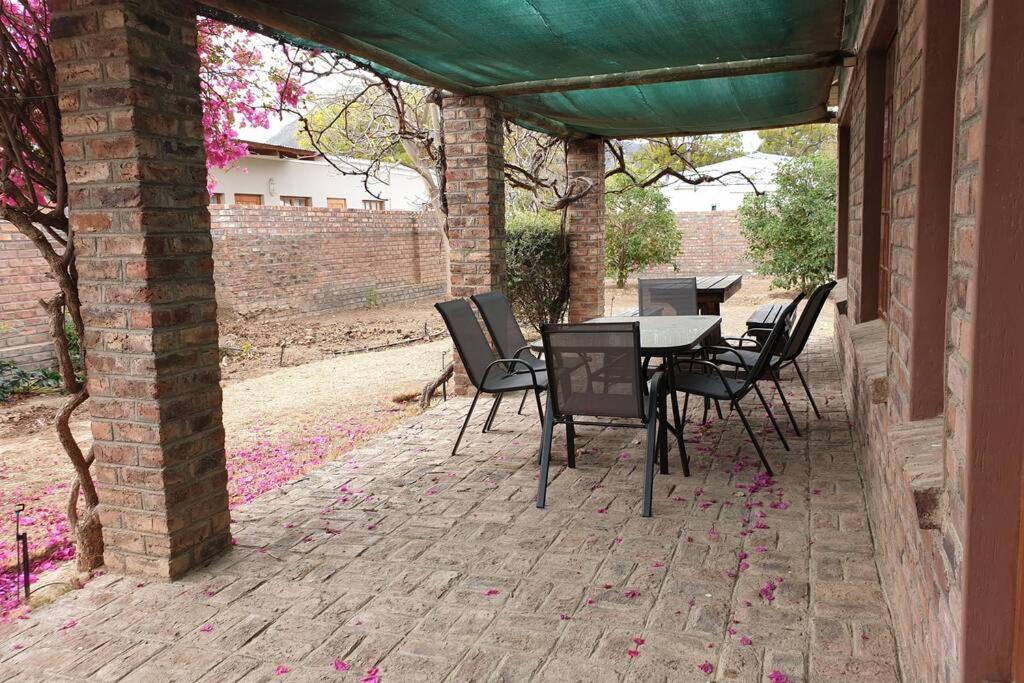 Coral Tree House photo 3