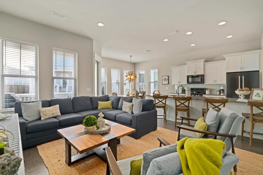 374 Gulfview Circle image
