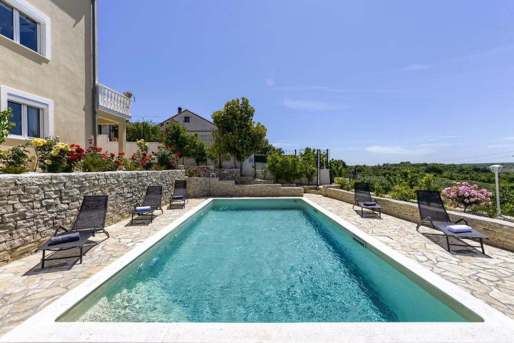 Haus Lilli mit Pool photo 4