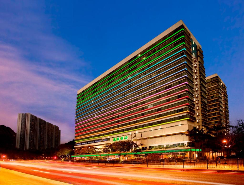 Regal Riverside Hotel photo 2