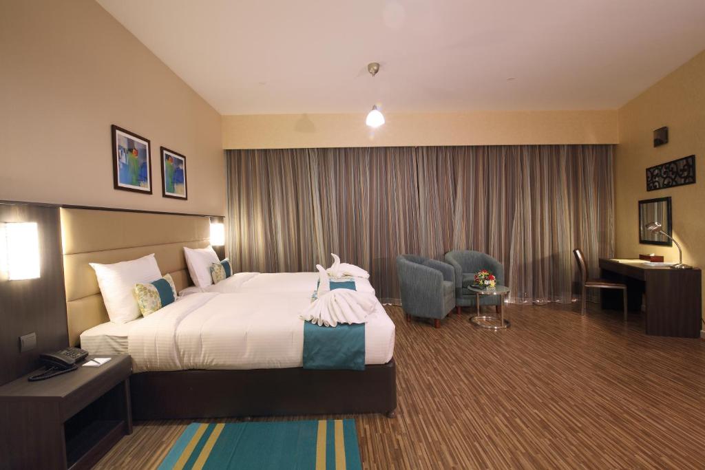 Сьюит (Полулюкс), Отель Flora Al Souq Hotel